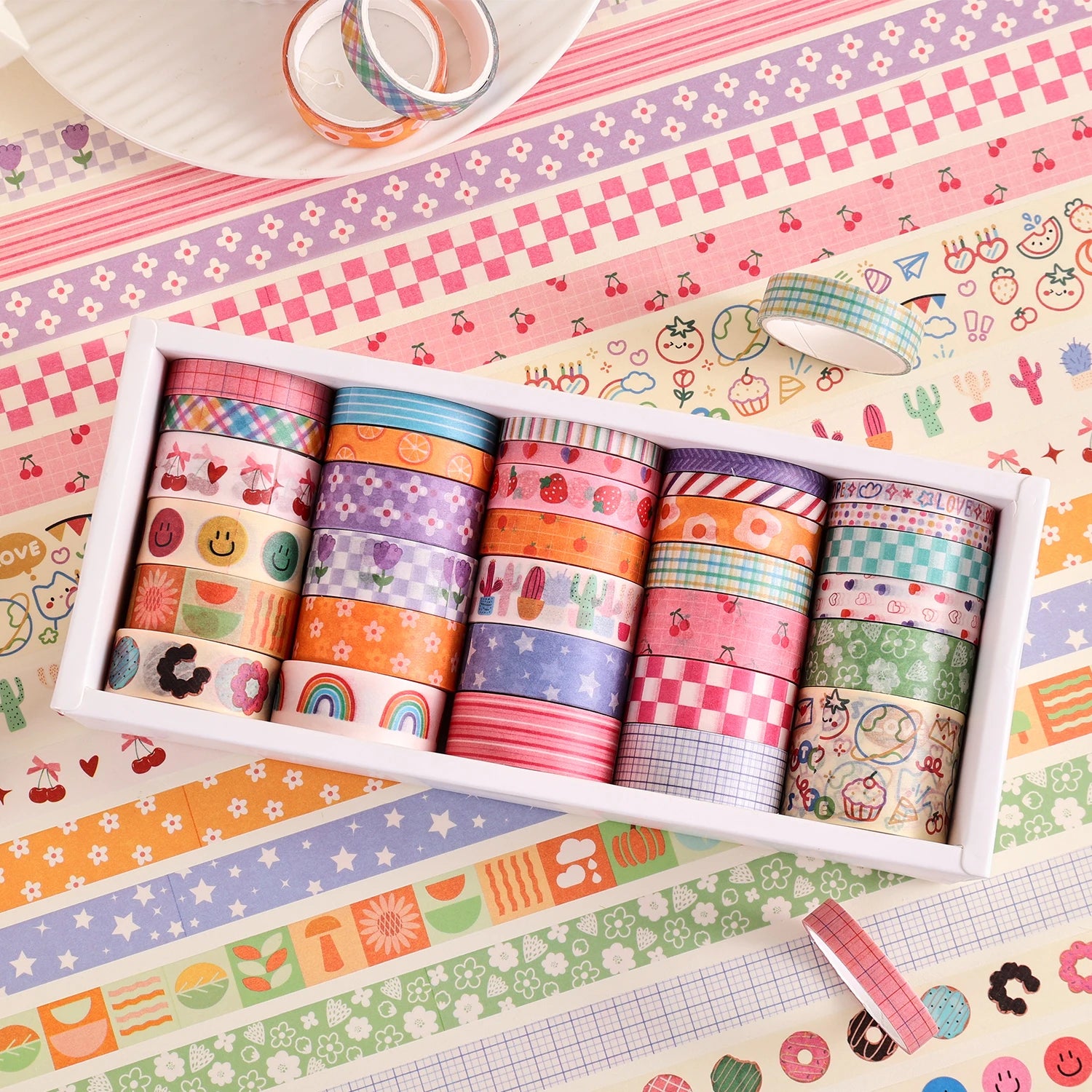 Set de 32 Washi Tapes "Cute Painting" – Décorez avec douceur et créativité